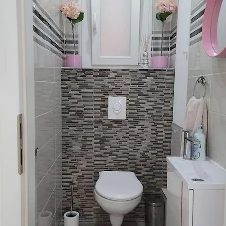 Apartment Le Lovelyhome Au Centre Avec Jacuzzi Et Sauna Proche Gare Et Parking Gratuit *