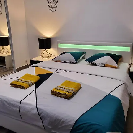 Le Lovelyhome Au Centre Avec Jacuzzi Et Sauna Proche Gare Et Parking Gratuit Apartment