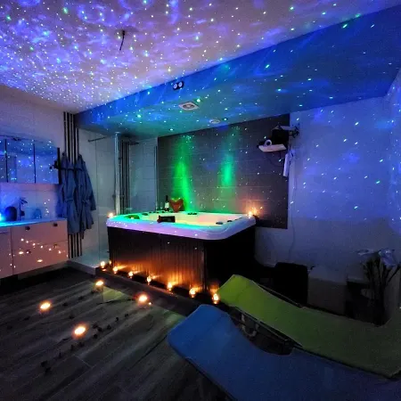 Apartment Le Lovelyhome Au Centre Avec Jacuzzi Et Sauna Proche Gare Et Parking Gratuit Colmar