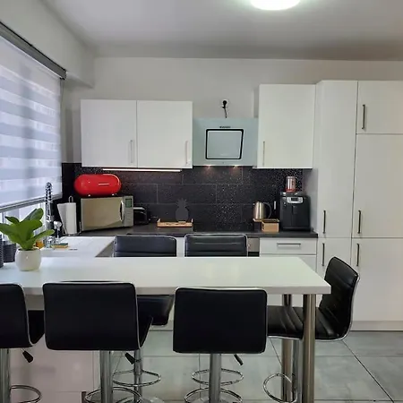 Le Lovelyhome Au Centre Avec Jacuzzi Et Sauna Proche Gare Et Parking Gratuit Apartment *