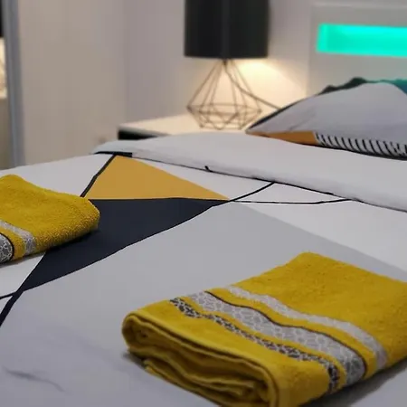 Apartman Le Lovelyhome Au Centre Avec Jacuzzi Et Sauna Proche Gare Et Parking Gratuit