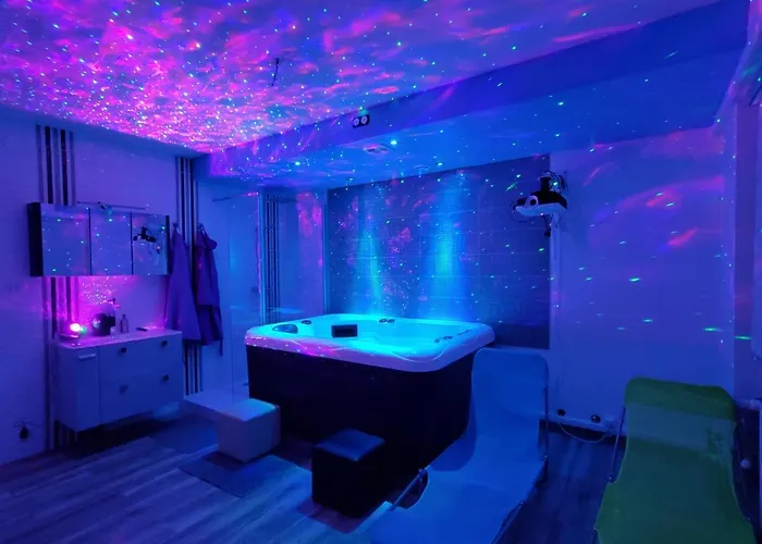 Le Lovelyhome Au Centre Avec Jacuzzi Et Sauna Proche Gare Et Parking Gratuit *