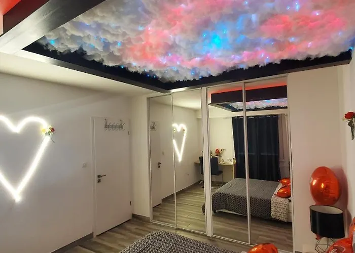 Le Lovelyhome Au Centre Avec Jacuzzi Et Sauna Proche Gare Et Parking Gratuit Apartamento Colmar