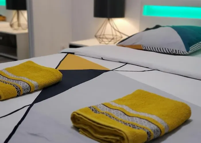 Apartamento Le Lovelyhome Au Centre Avec Jacuzzi Et Sauna Proche Gare Et Parking Gratuit