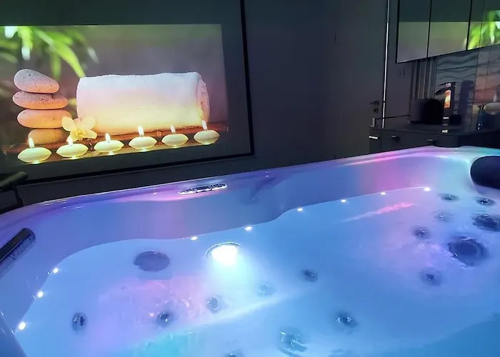 Apartamento Le Lovelyhome Au Centre Avec Jacuzzi Et Sauna Proche Gare Et Parking Gratuit